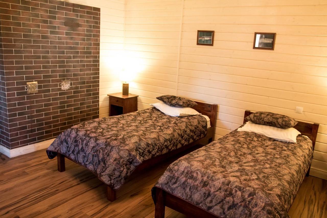 "Дальний Кордон" Hotel Moshchanytsya Luaran gambar