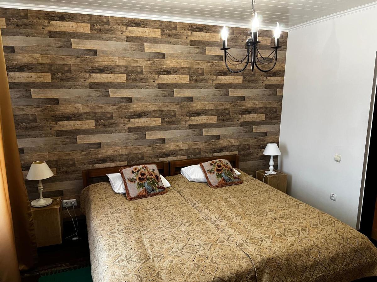 "Дальний Кордон" Hotel Moshchanytsya Luaran gambar