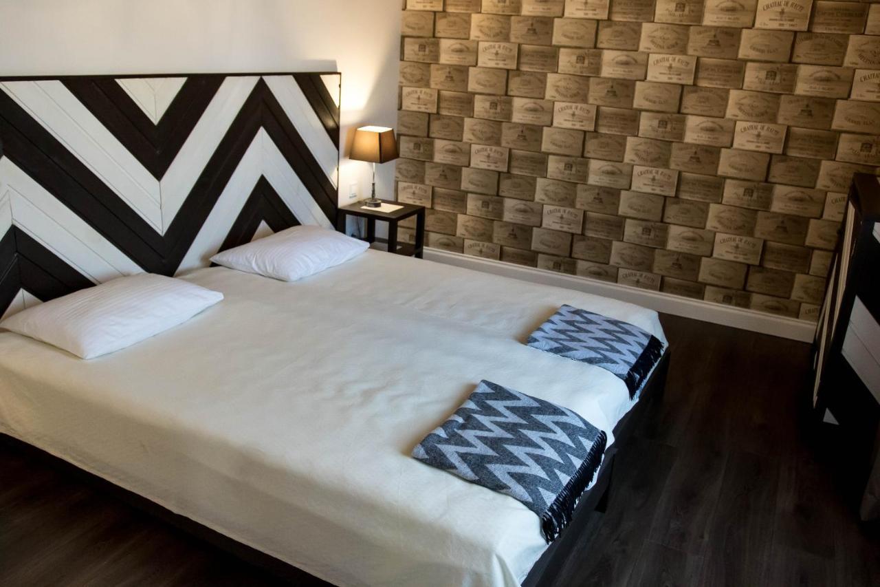 "Дальний Кордон" Hotel Moshchanytsya Luaran gambar